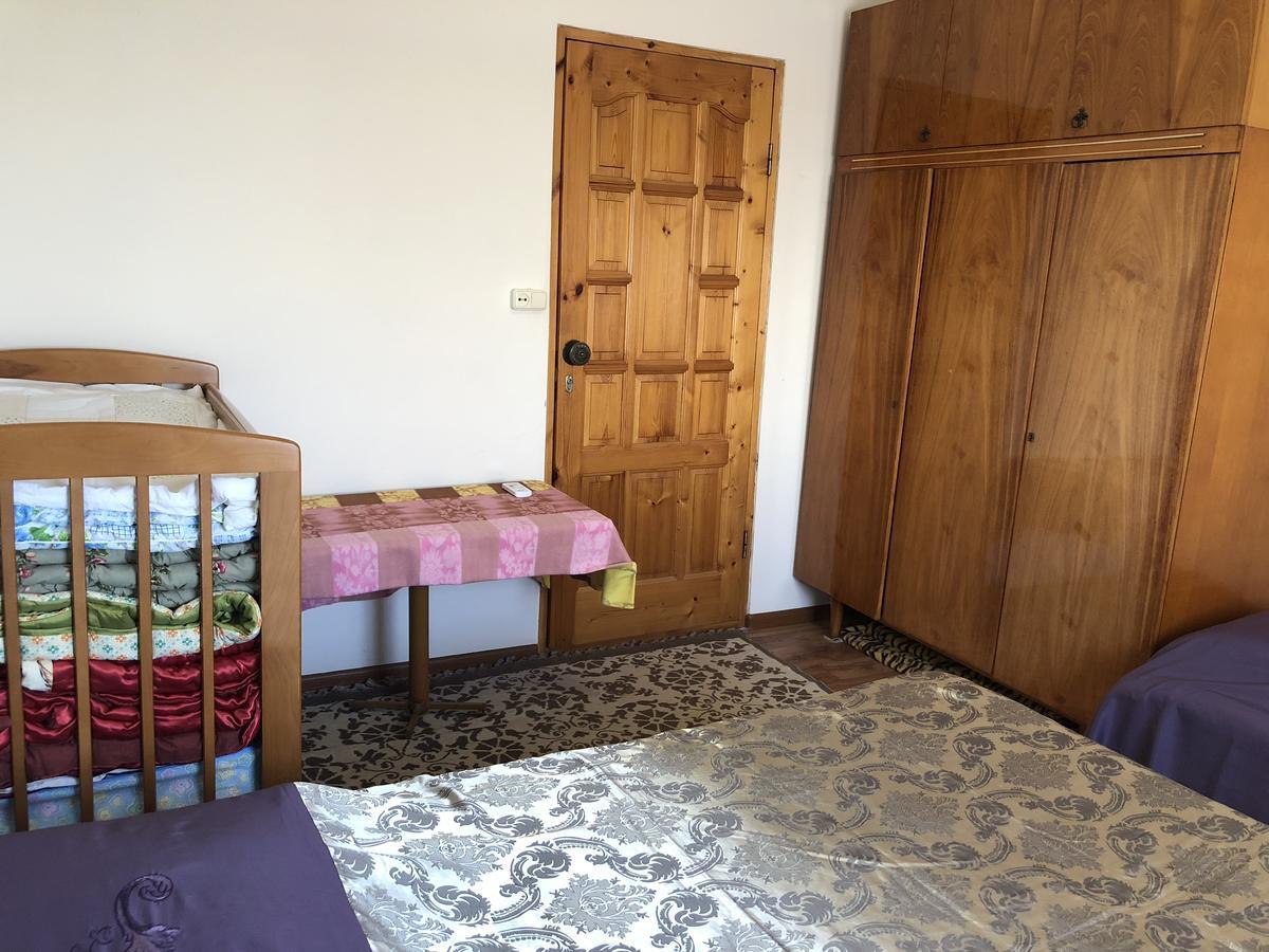 גגרה Guesthouse On Sovhoznaya 18 מראה חיצוני תמונה