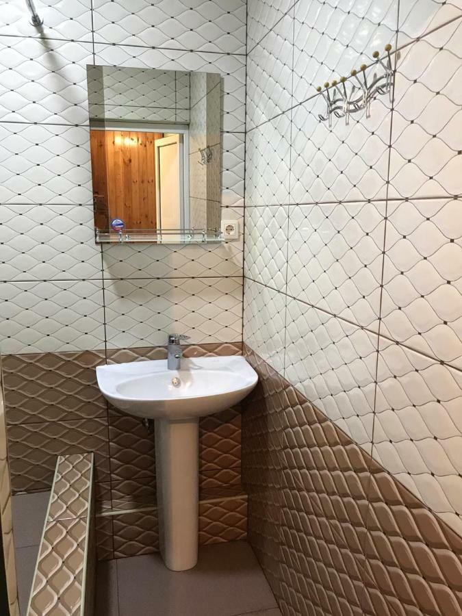 גגרה Guesthouse On Sovhoznaya 18 מראה חיצוני תמונה